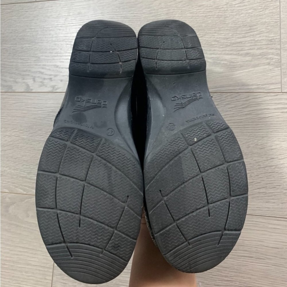 DANSKO Black LT PRO Nursing Clog Shoes Floral Tooled - Picture 5 of 11